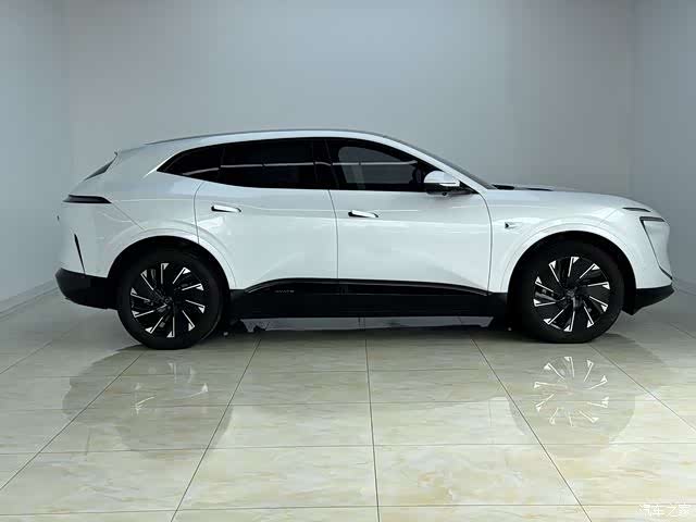 Avatr 07, 2025 12