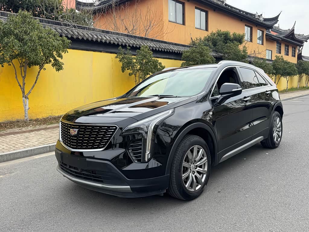 Cadillac XT4