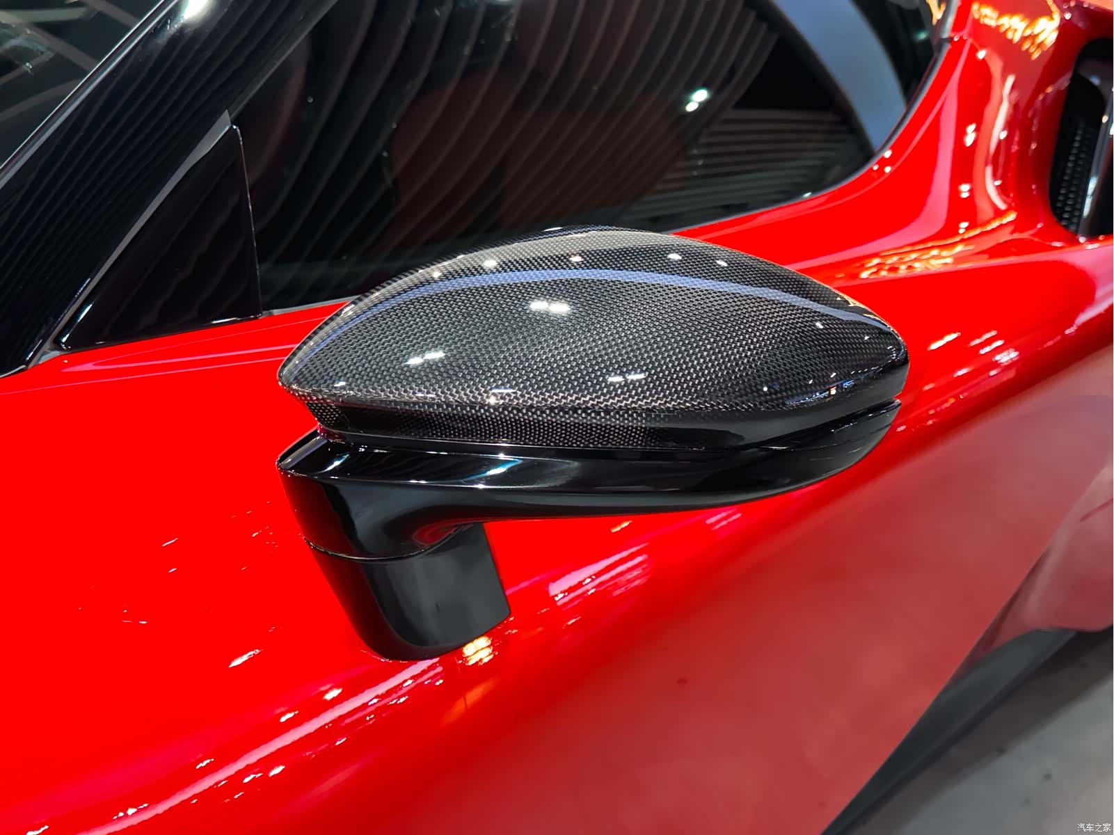 Ferrari SF90, 2021 7