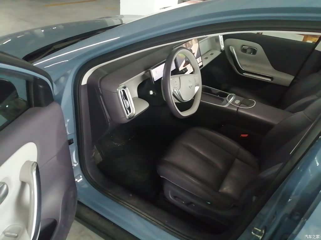 Leapmotor B01, 2025 16