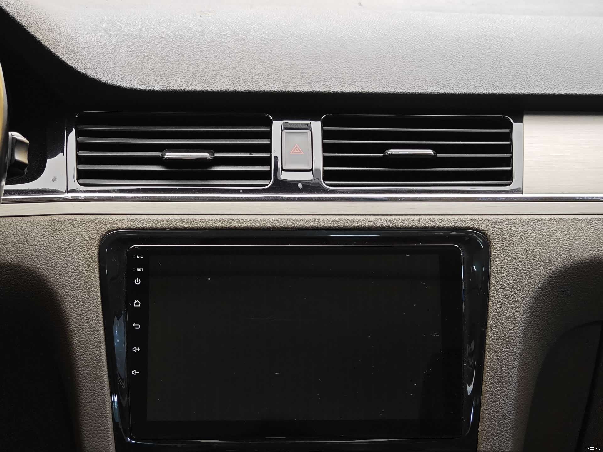 Volkswagen Bora, 2014 15