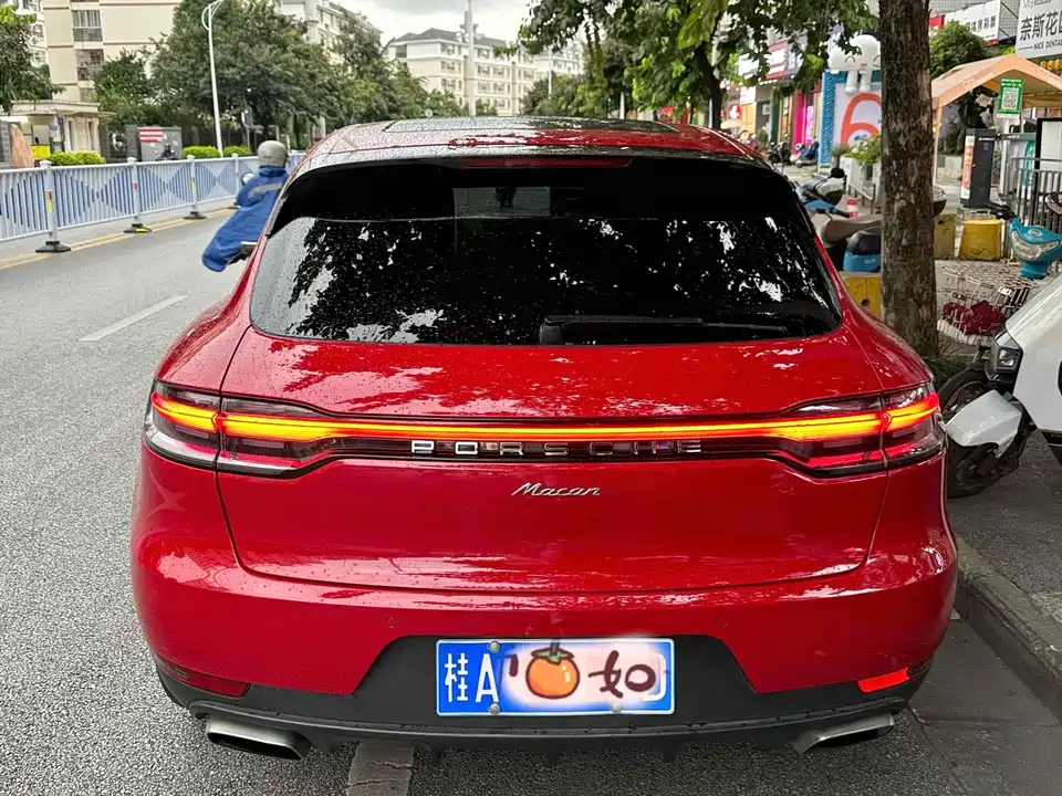 Porsche Macan