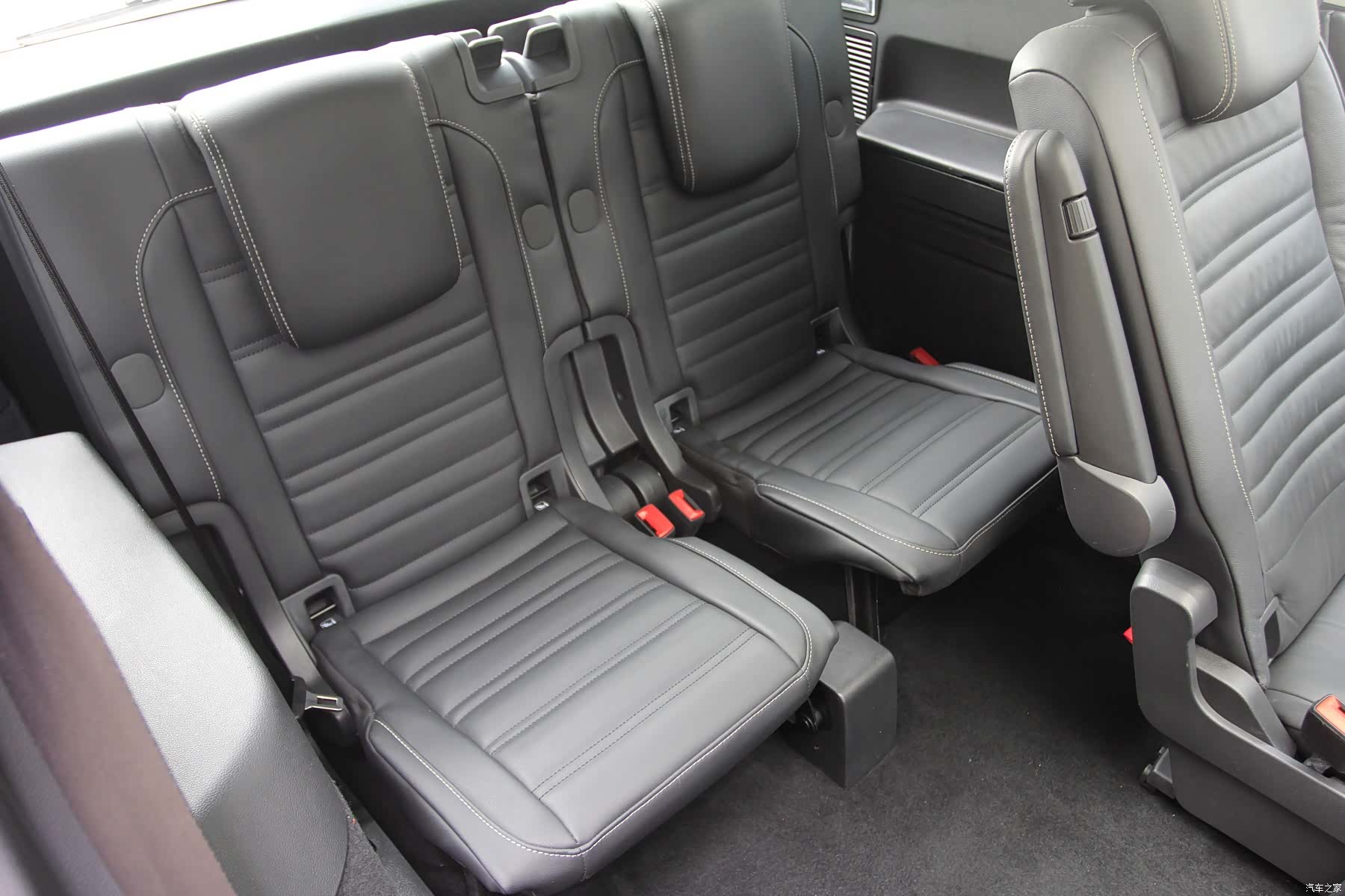 Volkswagen L, 2017 15