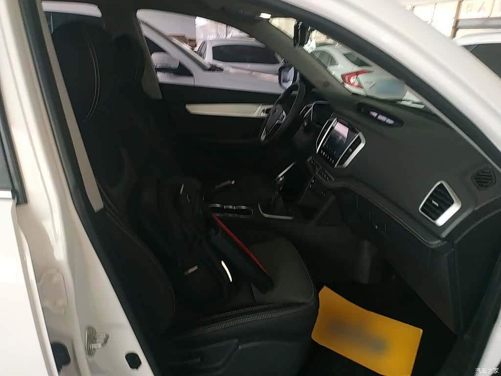 Geely X6, 2020 25