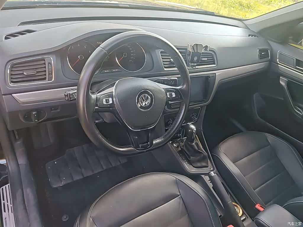 Volkswagen Lavida, 2018 10