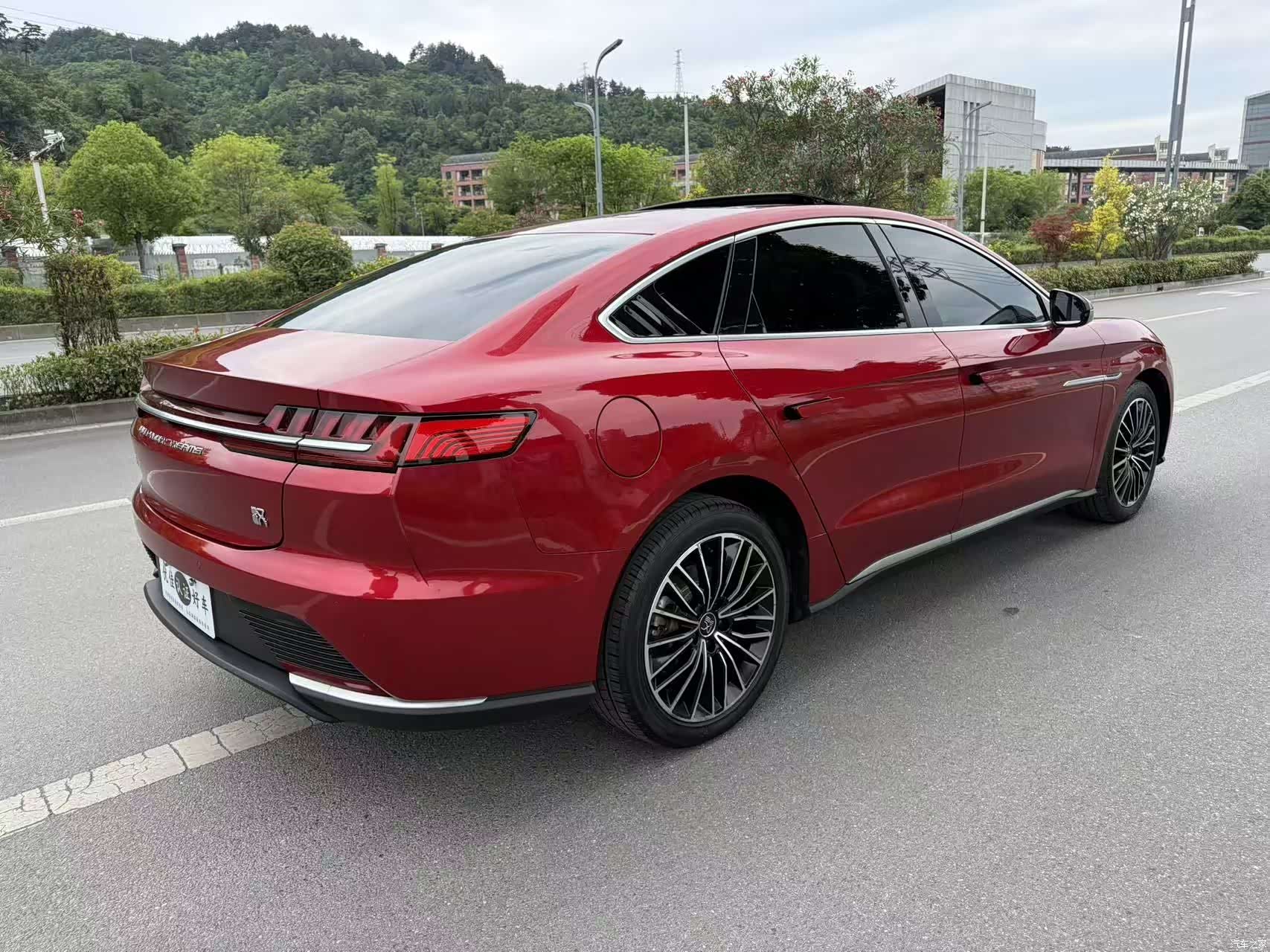 BYD Han, 2022 12