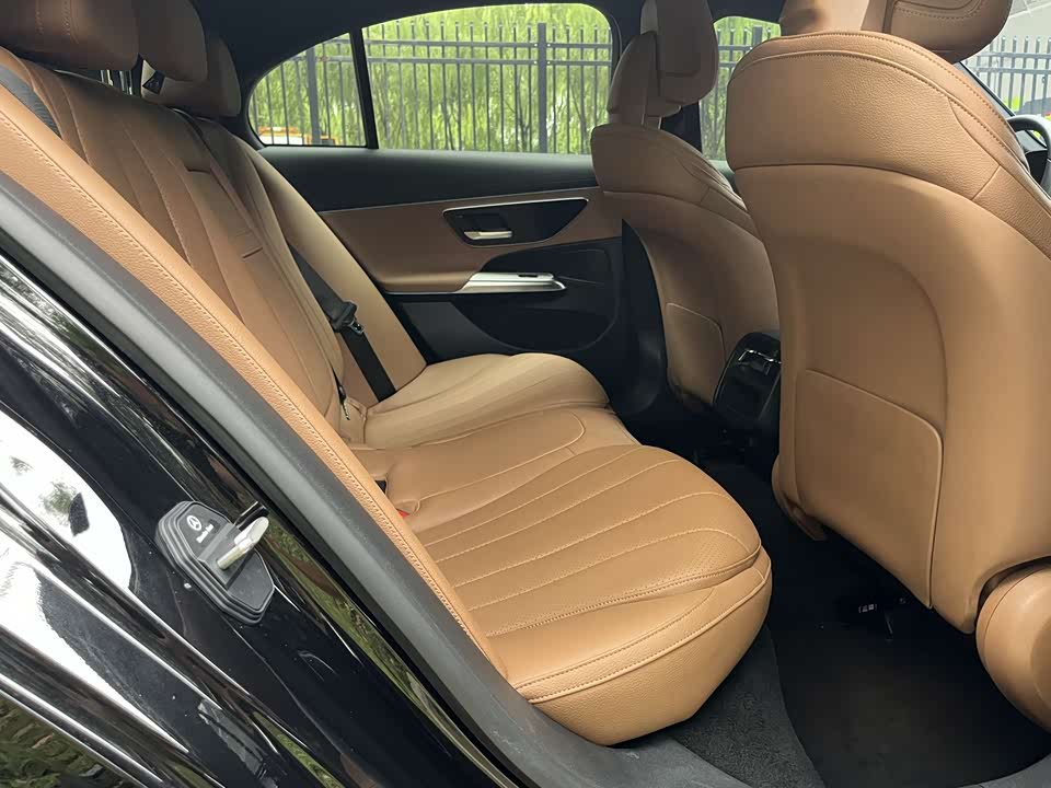 Mercedes-Benz E-class Mercedes-Benz E-class