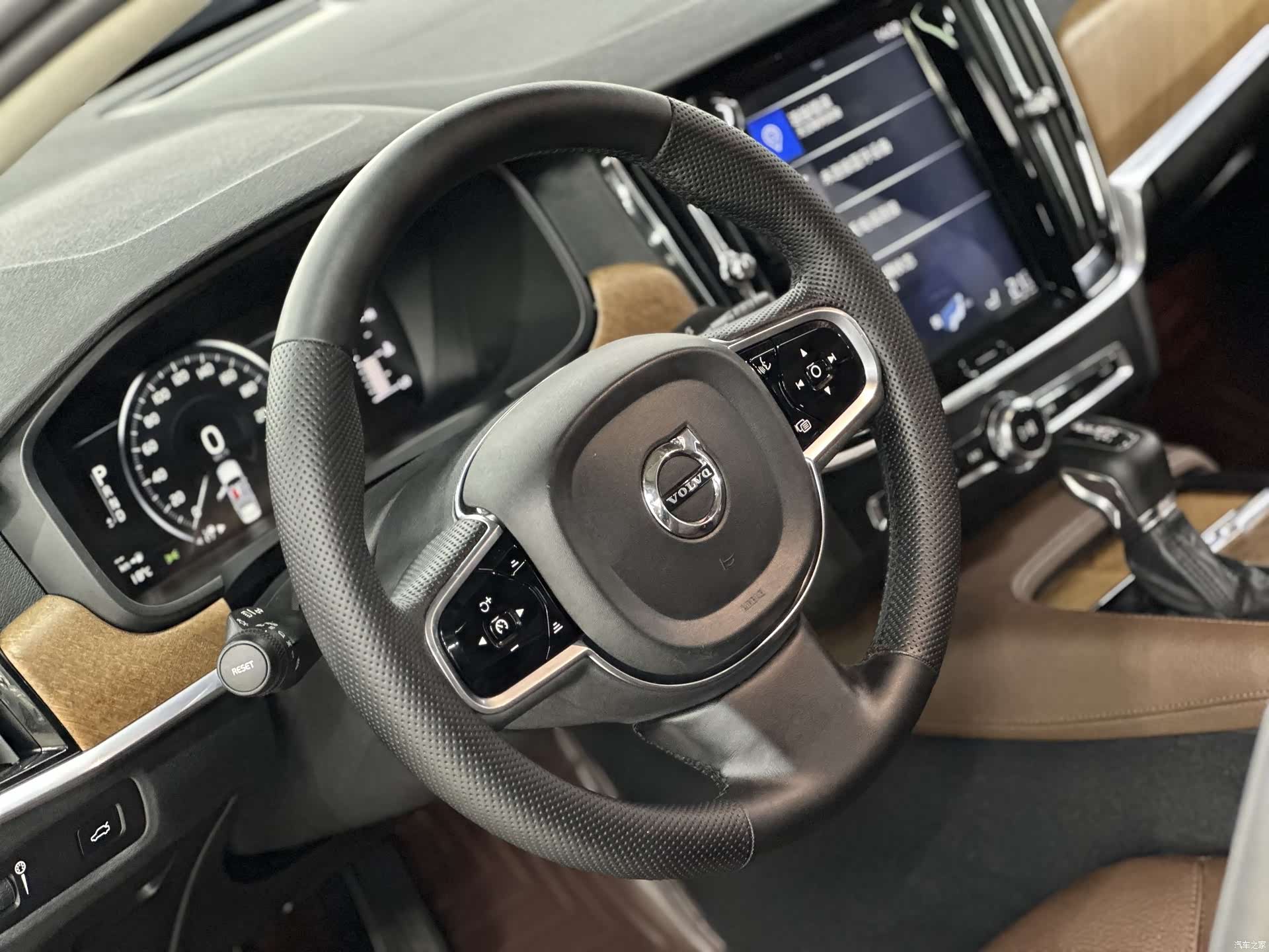 Volvo S90, 2019 26