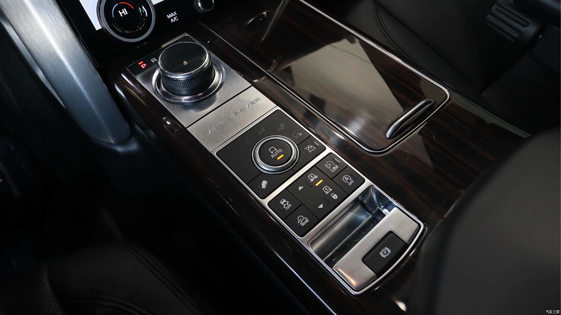 Land Rover Range Rover, 2018 10