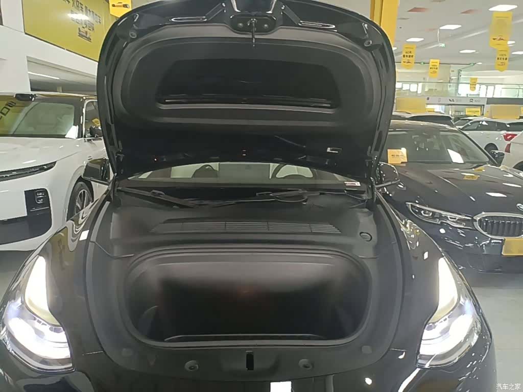Tesla Model Y, 2021 16