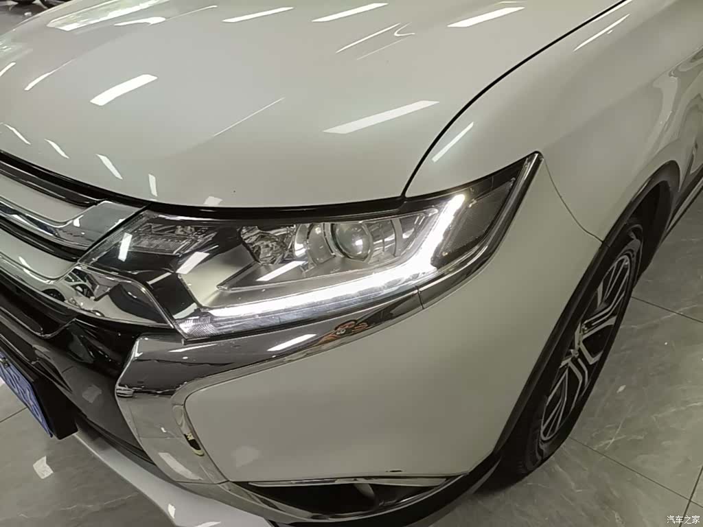 Mitsubishi Outlander, 2017 24