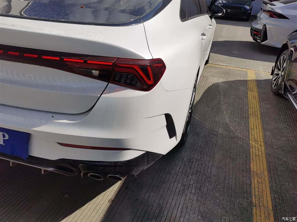 Kia K5, 2022 8