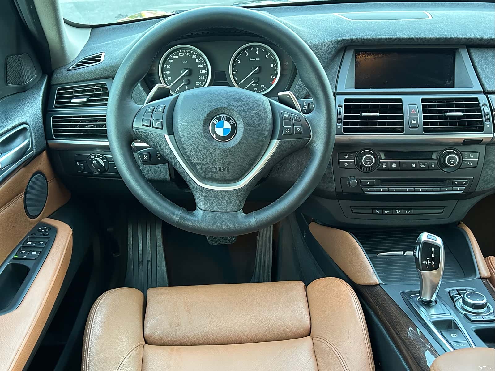 BMW X6, 2012 6