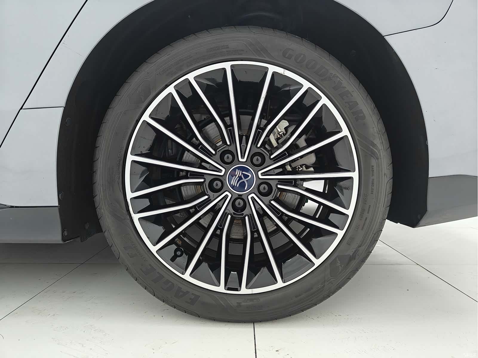 BYD Han, 2024 19