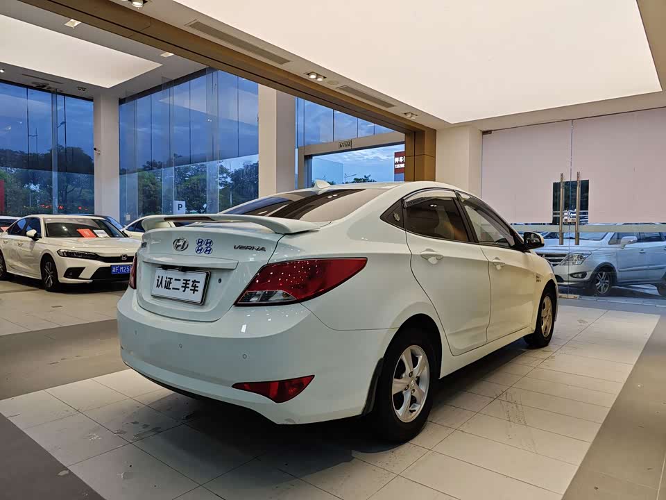 Hyundai Rena Hyundai Rena