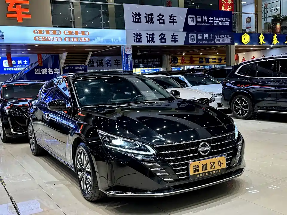 Nissan Teana