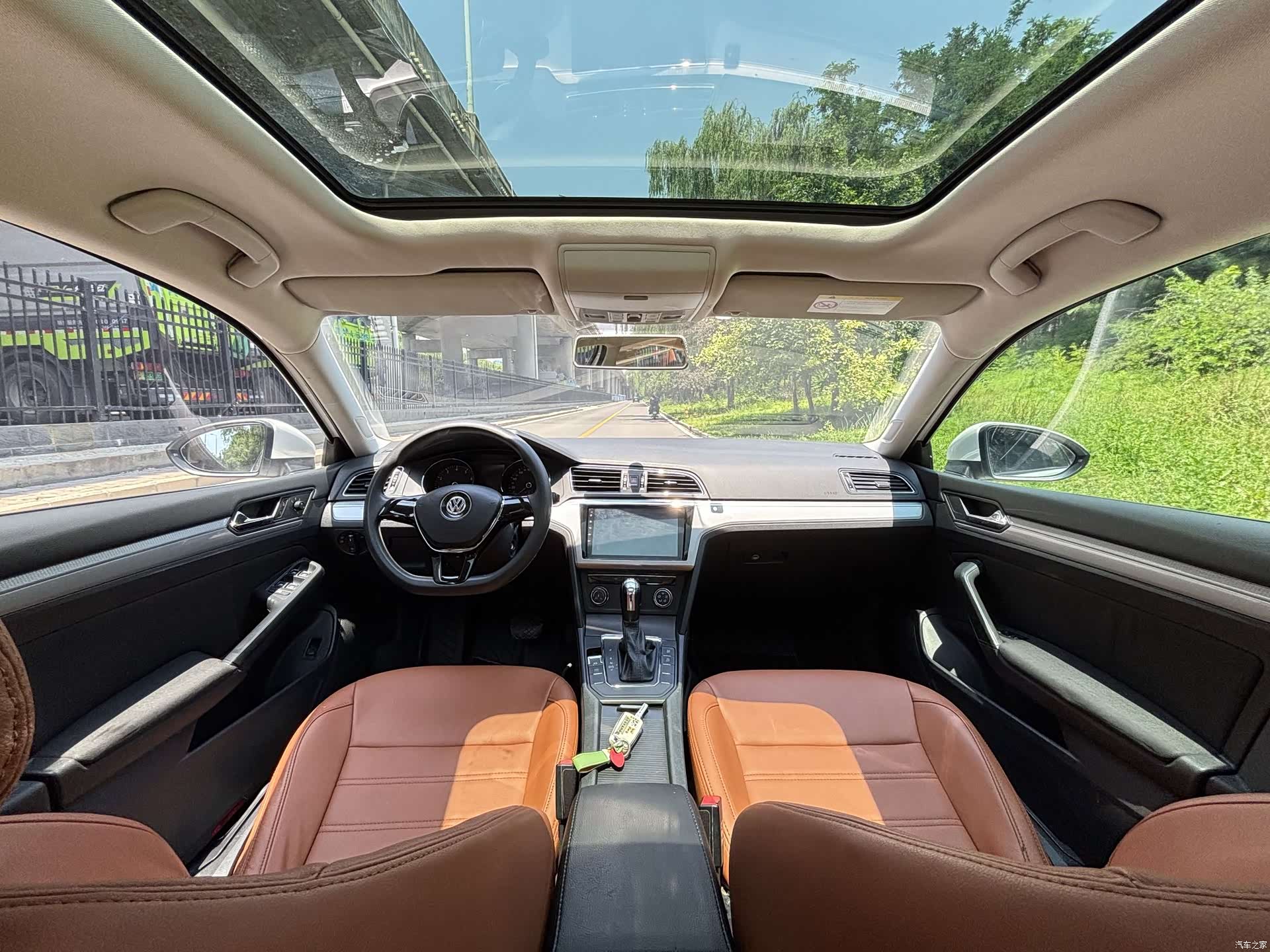 Volkswagen Lamando, 2017 9
