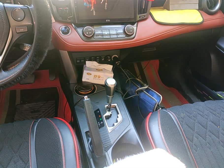 Toyota RAV4 Rongfang