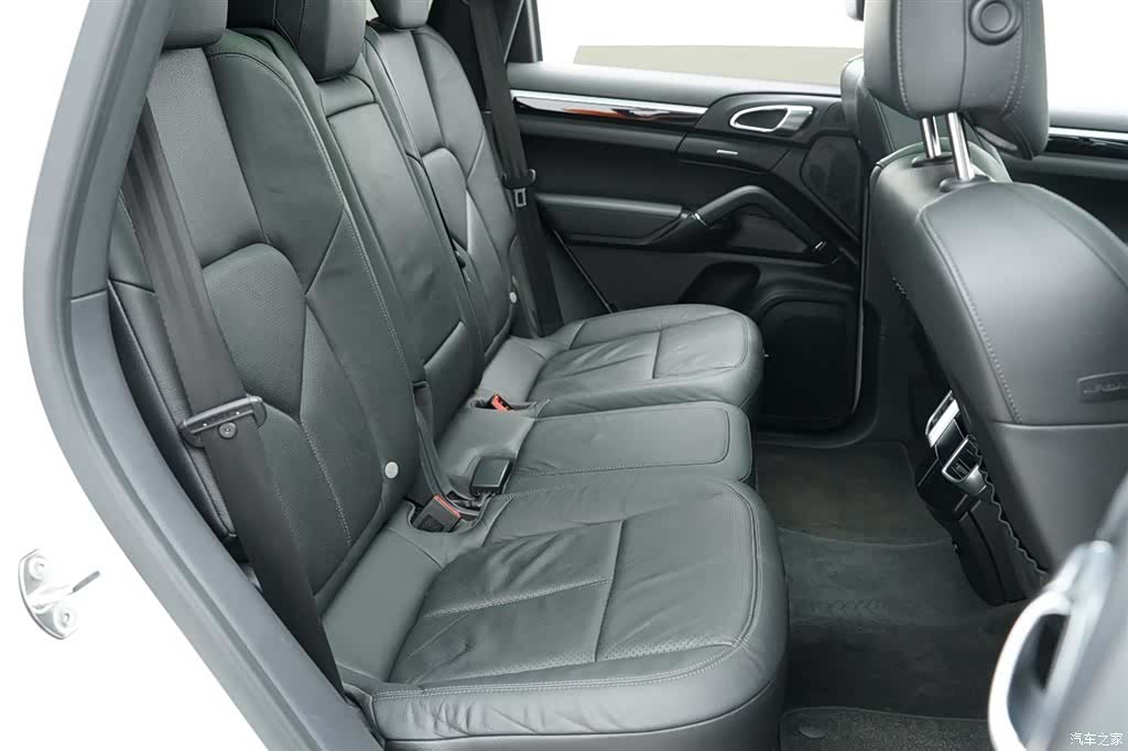 Porsche Cayenne, 2013 29