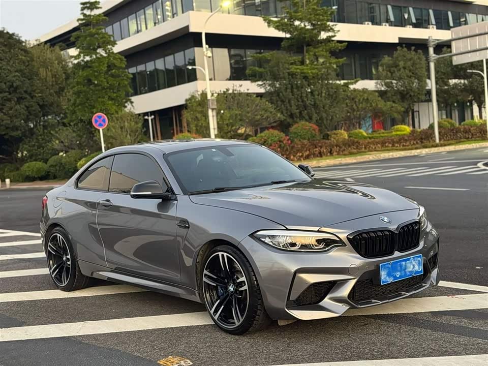 BMW M2