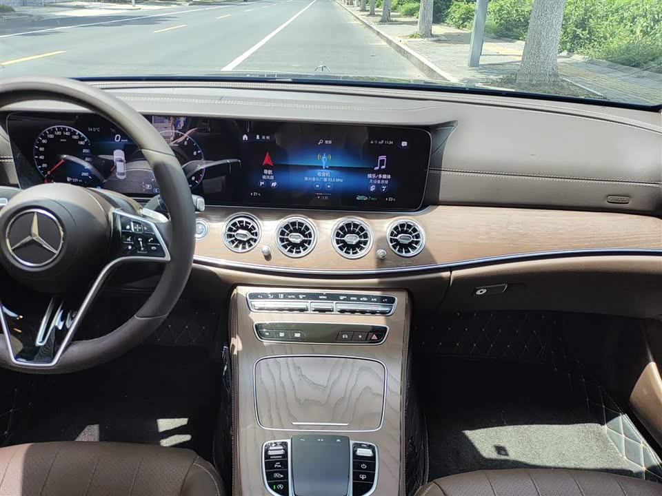 Mercedes-Benz E-class Mercedes-Benz E-class