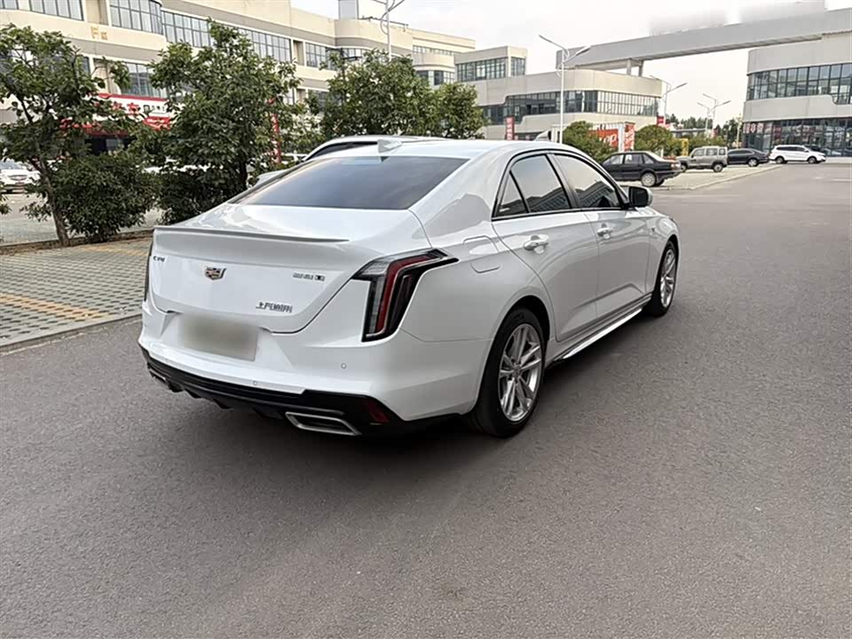 Cadillac CT4