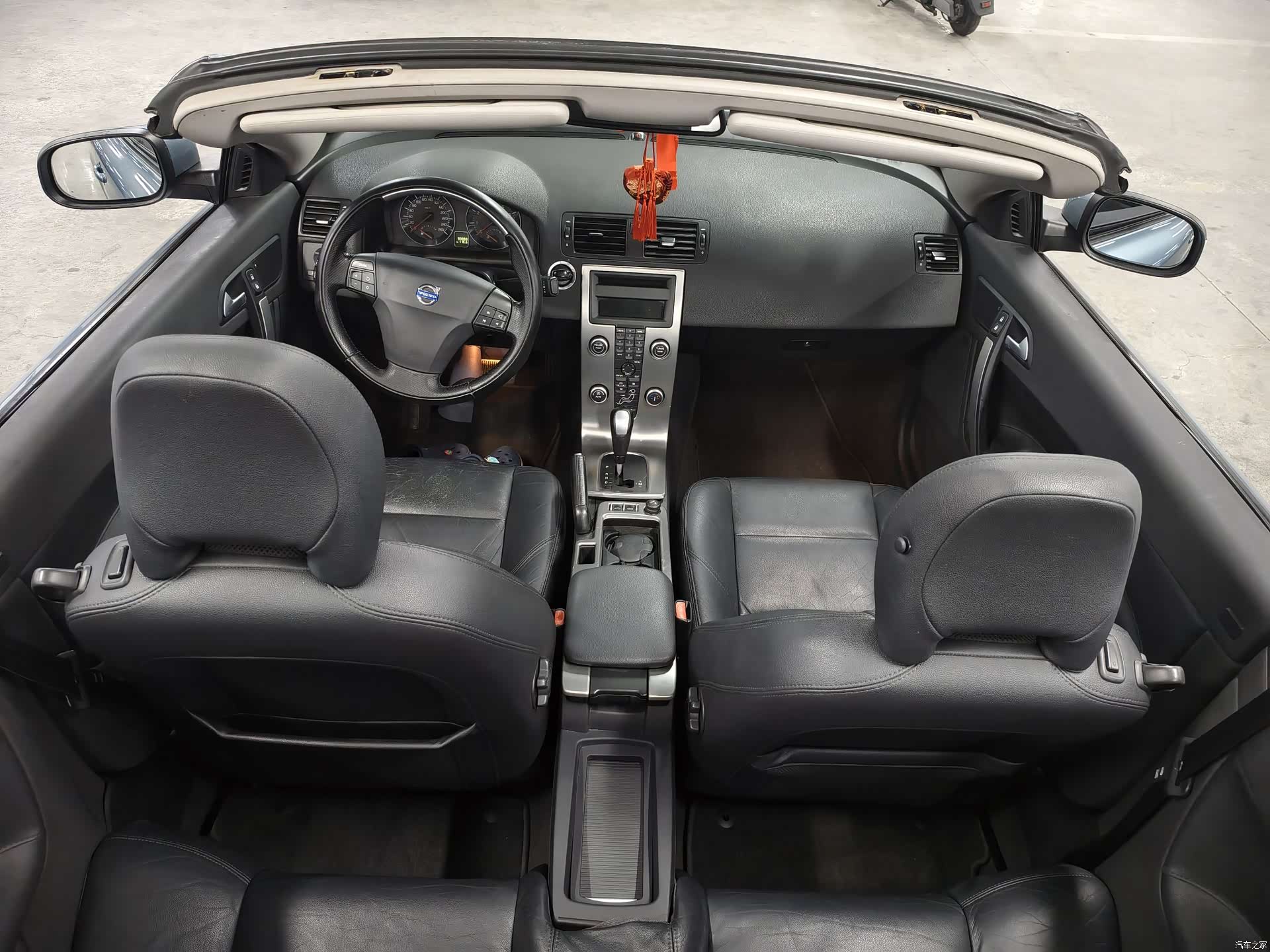 Volvo C70, 2009 7