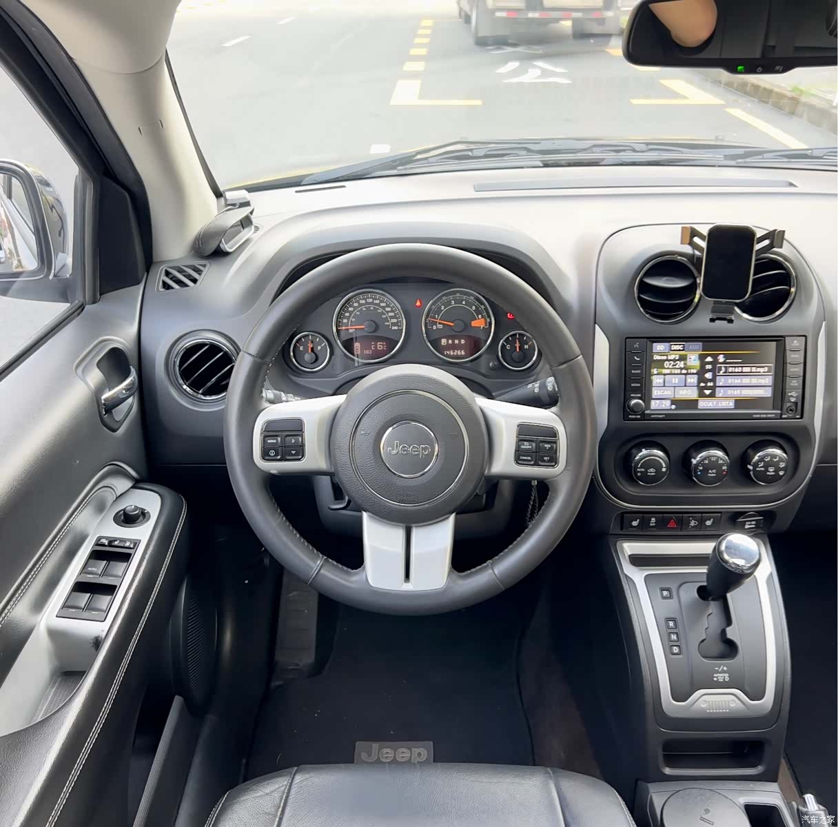 Jeep Compass, 2014 11
