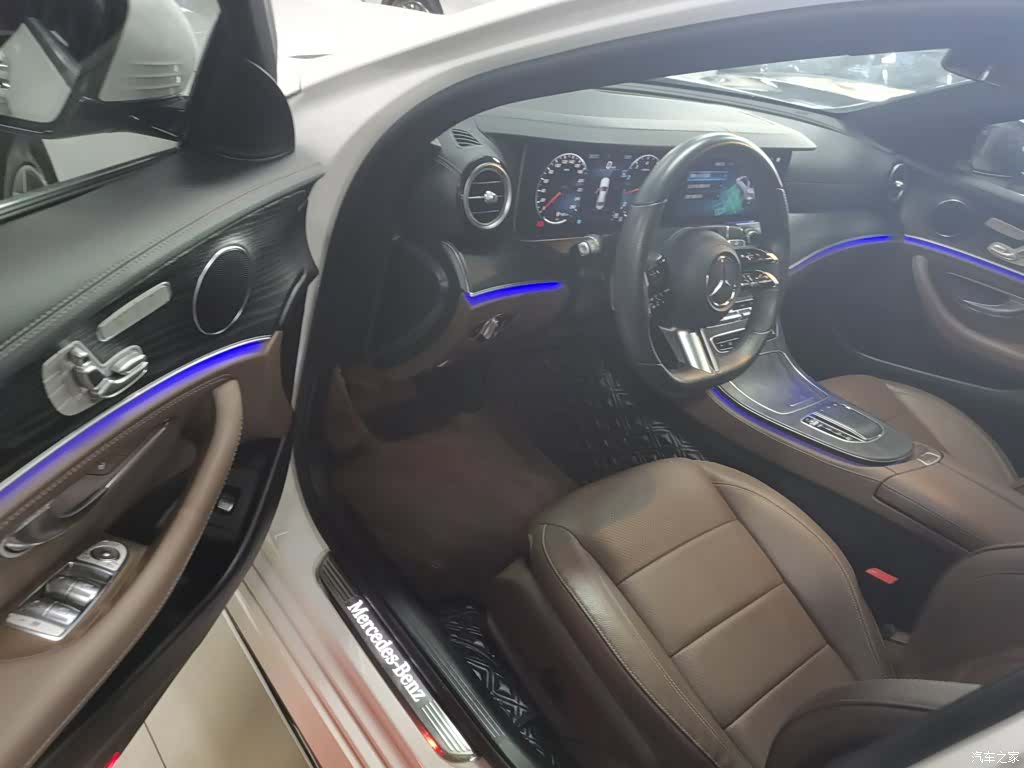 Mercedes-Benz E-Class, 2022 16
