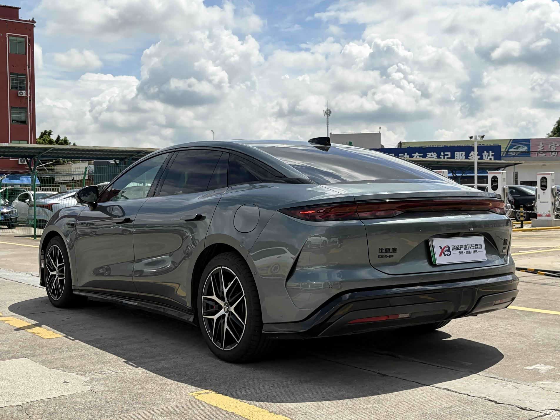 BYD Han, 2025 все фото