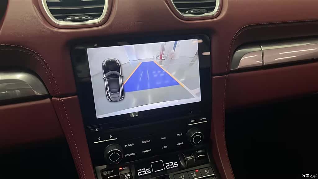 Porsche Cayman, 2018 16