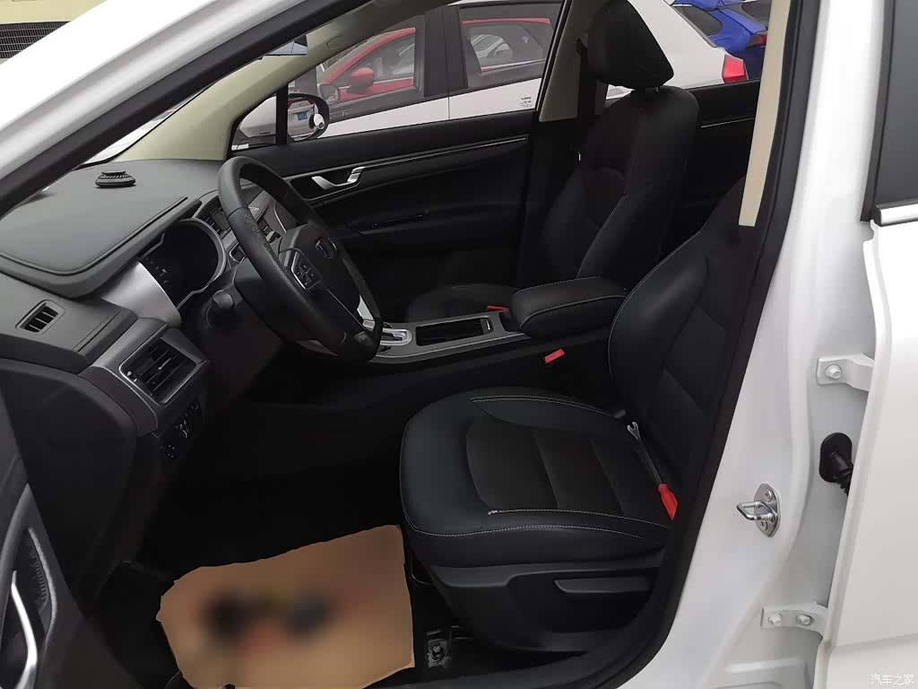 Geely Emgrand, 2018 15