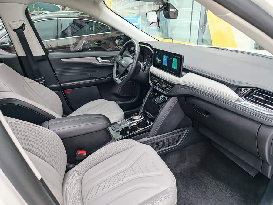 Ford Tahoe 2023, фото 19