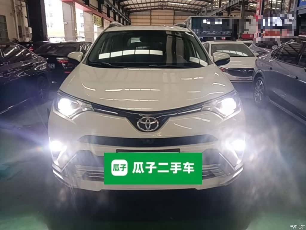 Toyota RAV4, 2017 3