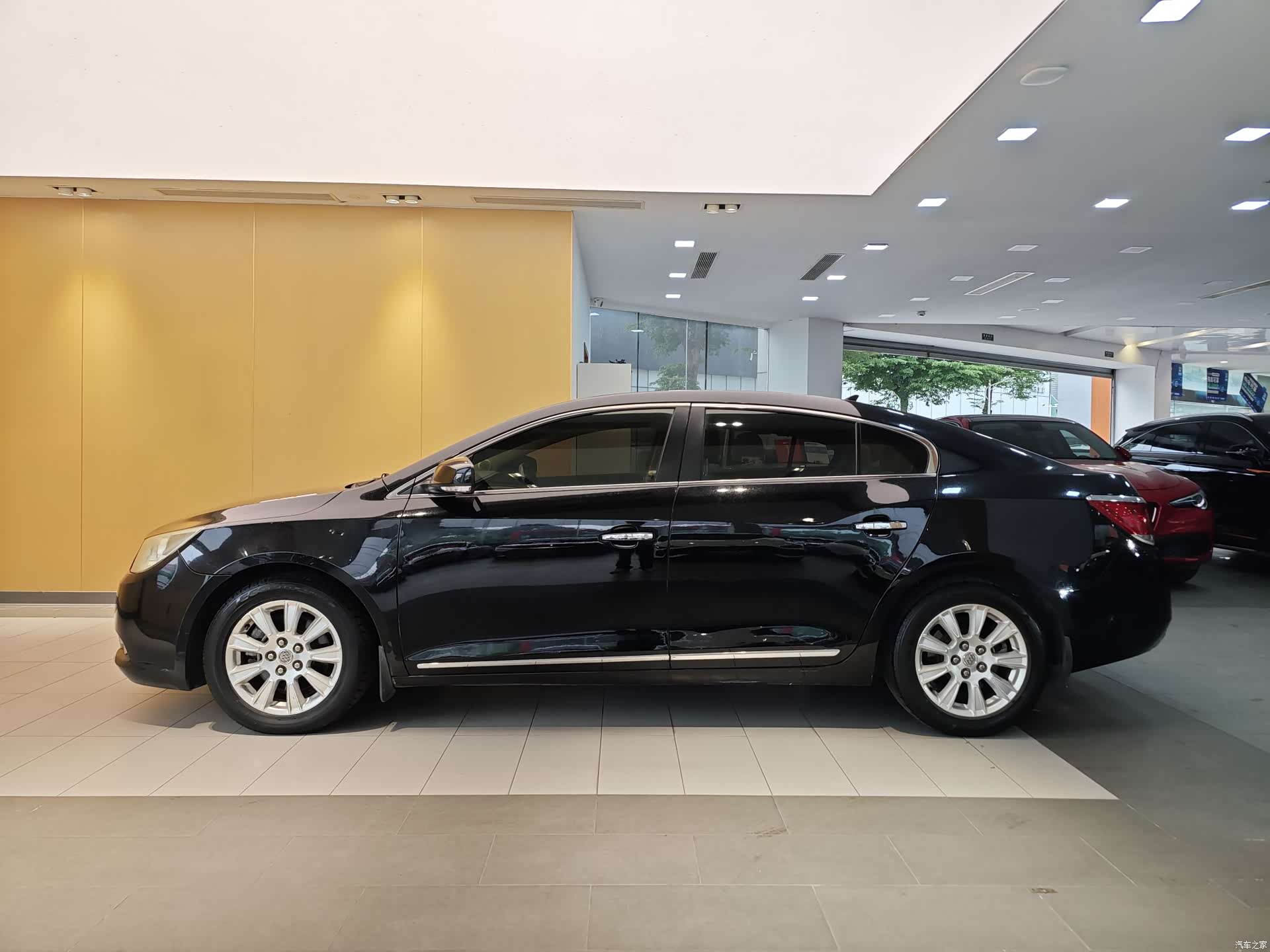 Buick LaCrosse, 2013 6