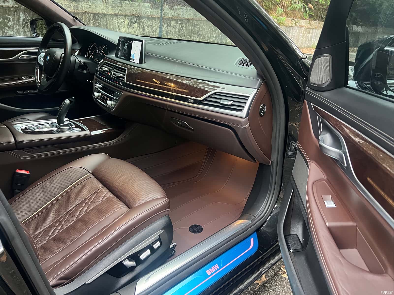 BMW 7 Series, 2016 10