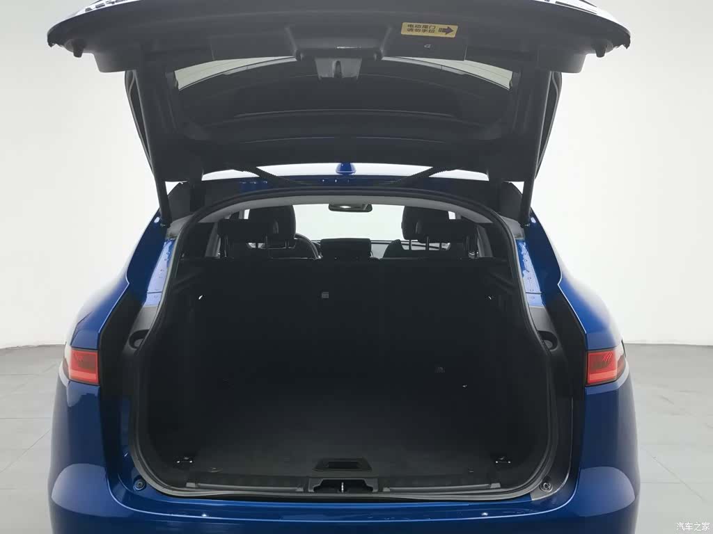 Jaguar F-PACE, 2017 16