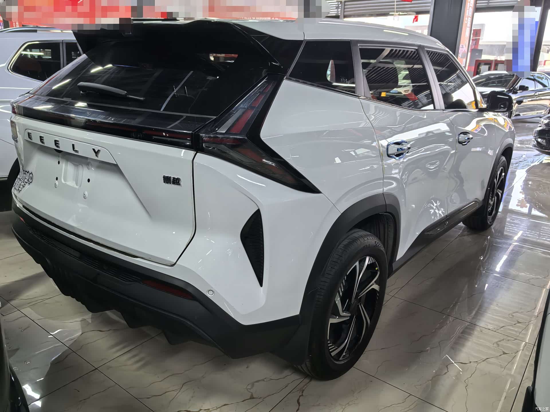 Geely Boyue, 2025 все фото