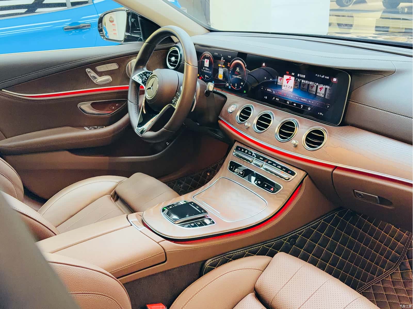 Mercedes-Benz E-Class, 2022 16