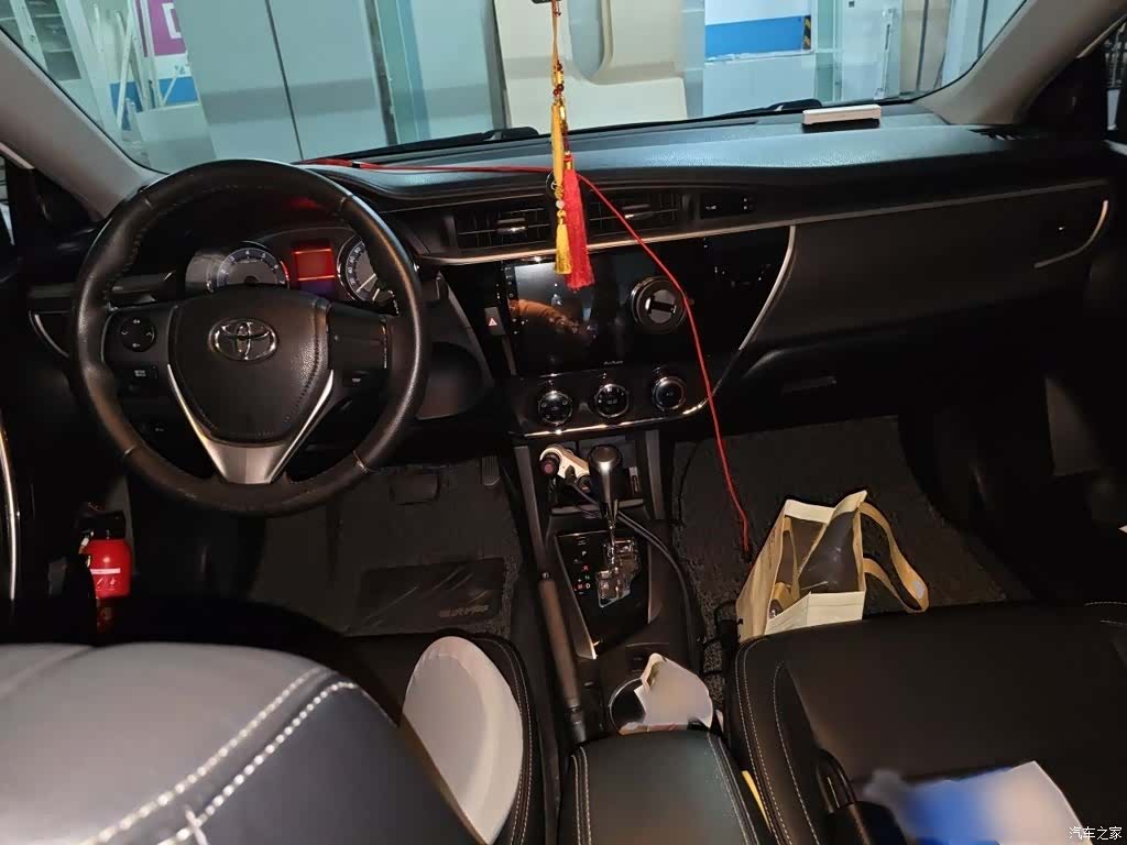 Toyota Corolla, 2015 13