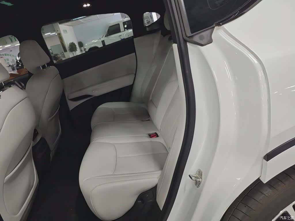Xpeng G6, 2023 17