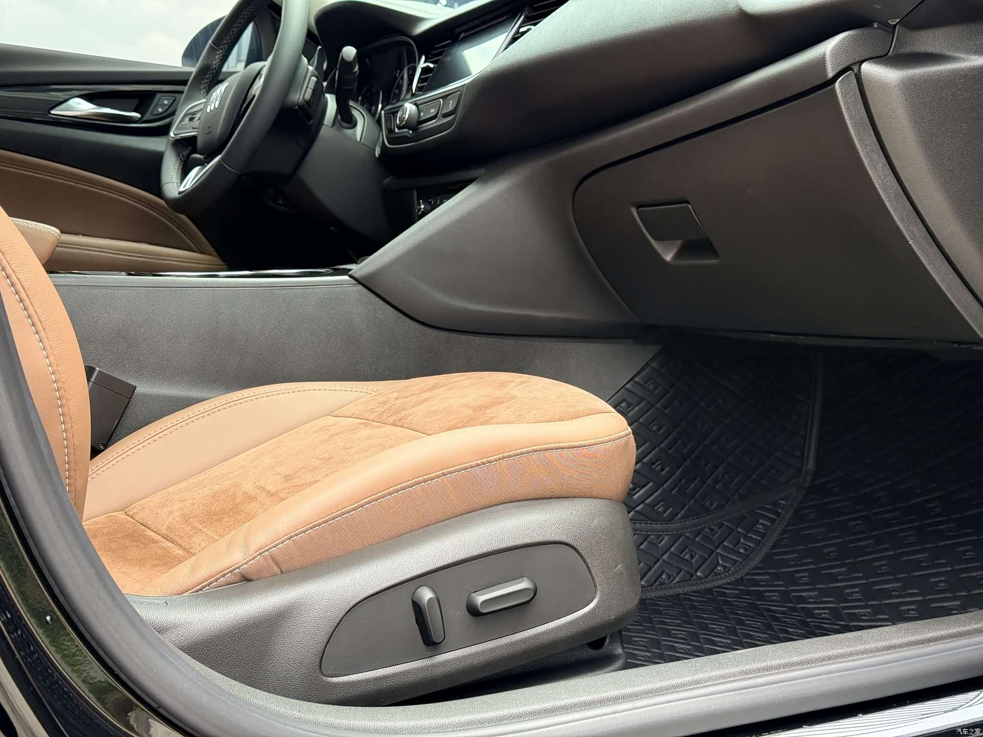 Buick Regal, 2025 38