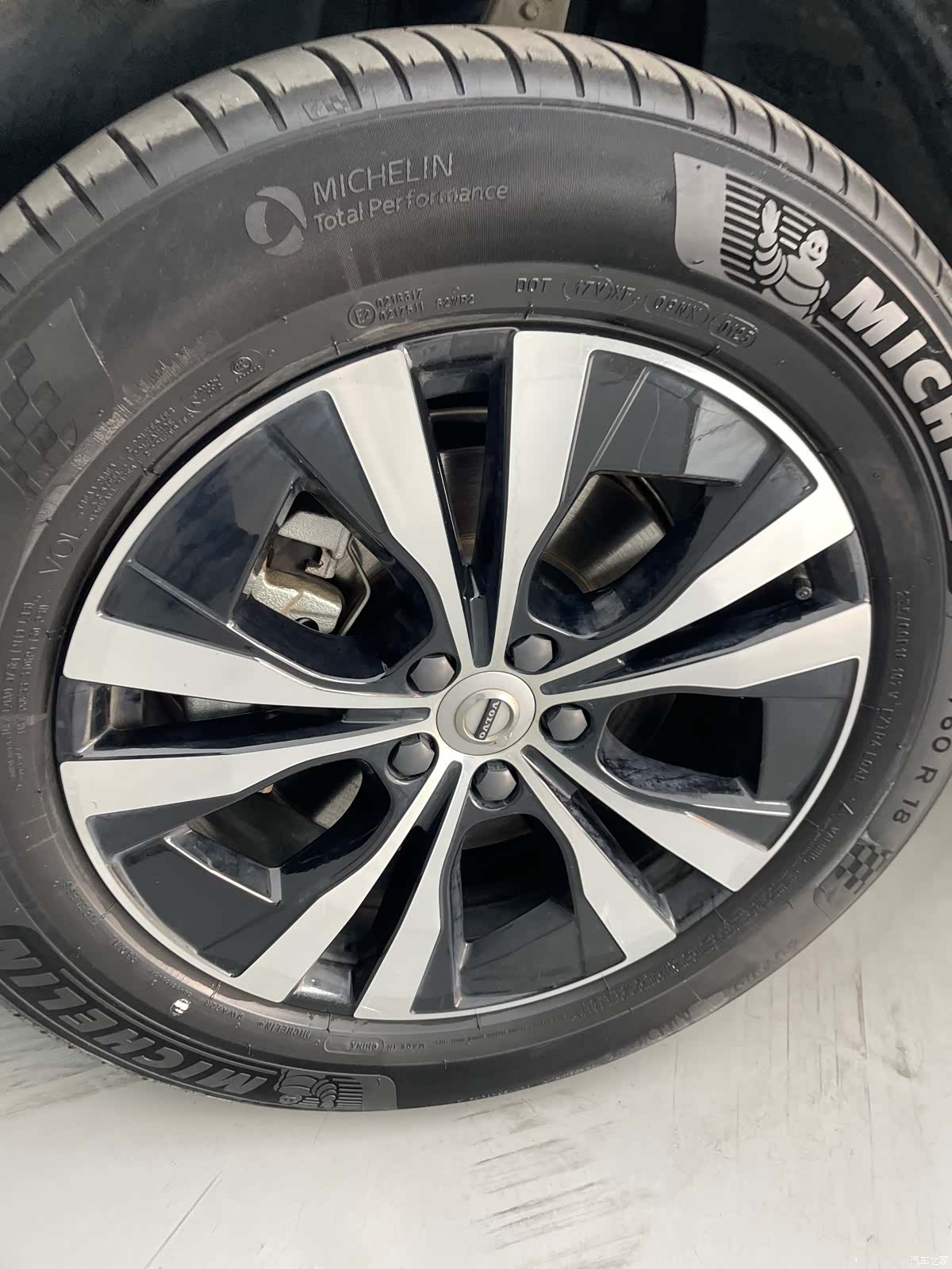 Volvo XC60, 2023 14