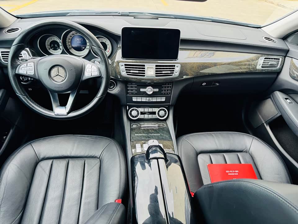 Mercedes-Benz CLS Mercedes-Benz CLS