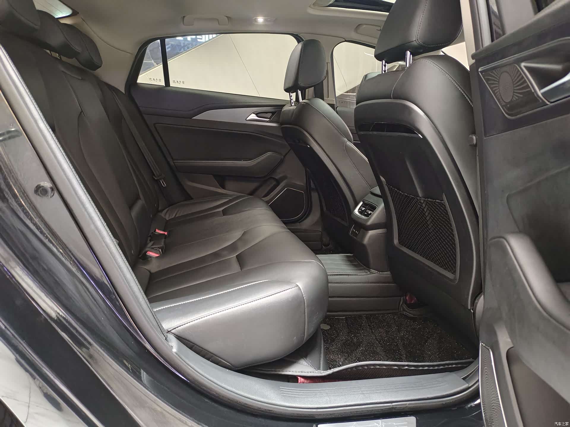 Hongqi H5, 2021 18