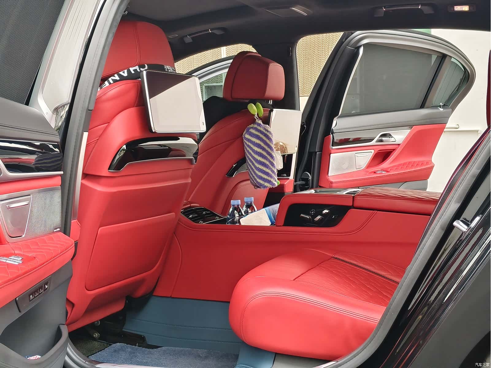 BMW 7 Series, 2021 все фото
