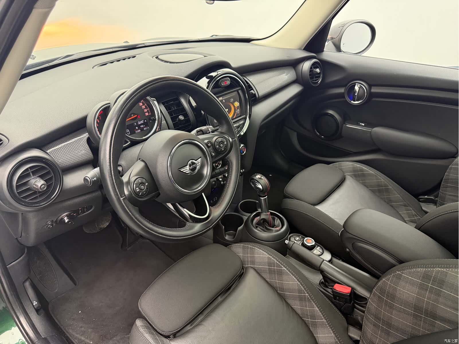 Mini Cooper, 2017 23