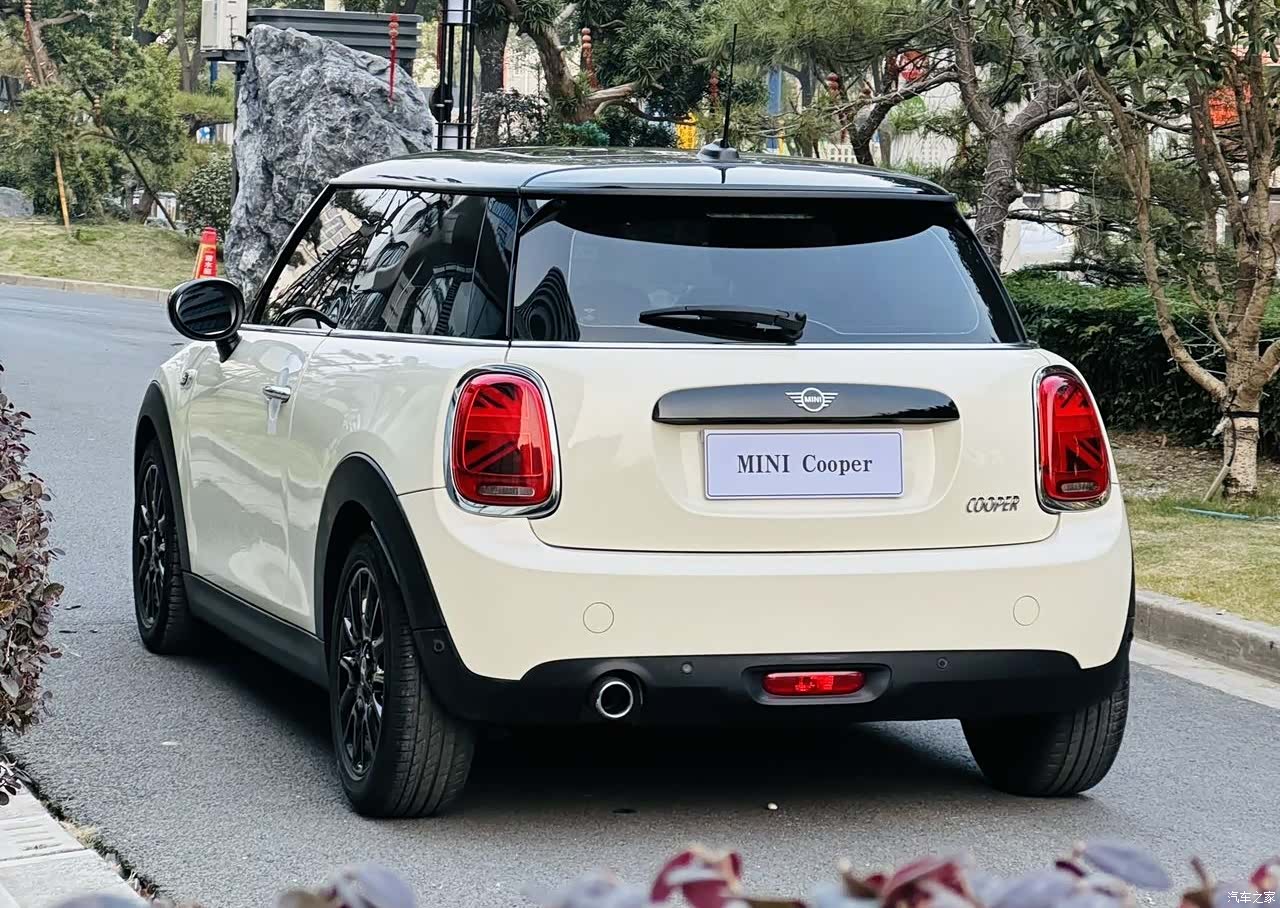 Mini Cooper, 2020 4