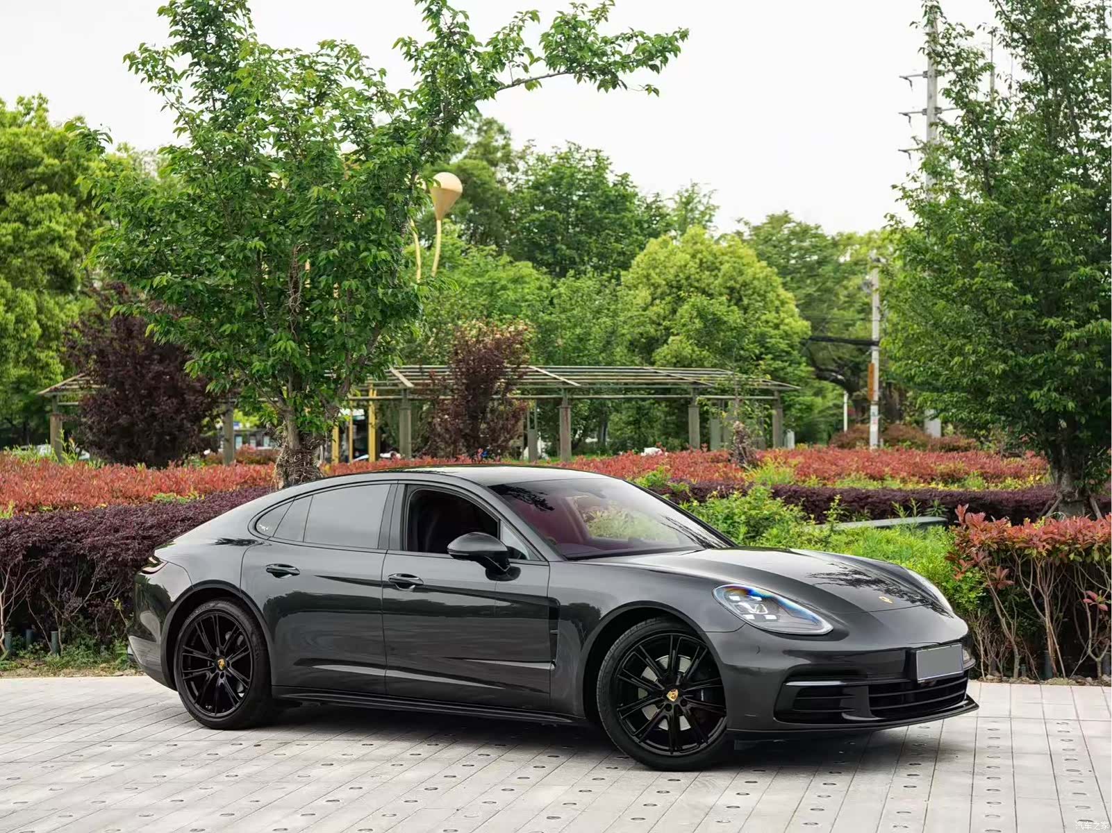 Porsche Panamera, 2018 9