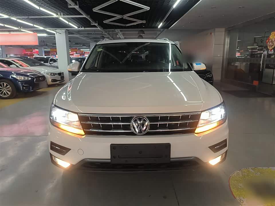 Volkswagen Tiguan L